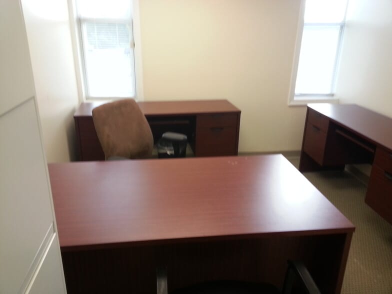 More Photos Of 7440 Heritage Village Plz, Gainesville Office For Lease