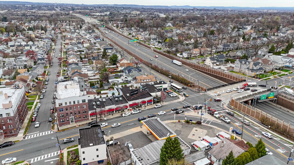 More Photos Of 9-11 Ridge Rd, Lyndhurst Freestanding For Lease