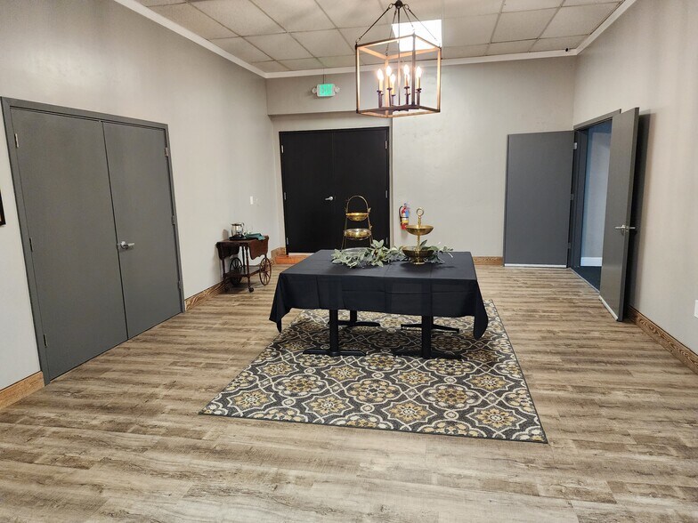 More Photos Of 142-144 N K St, Tulare Restaurant For Sale