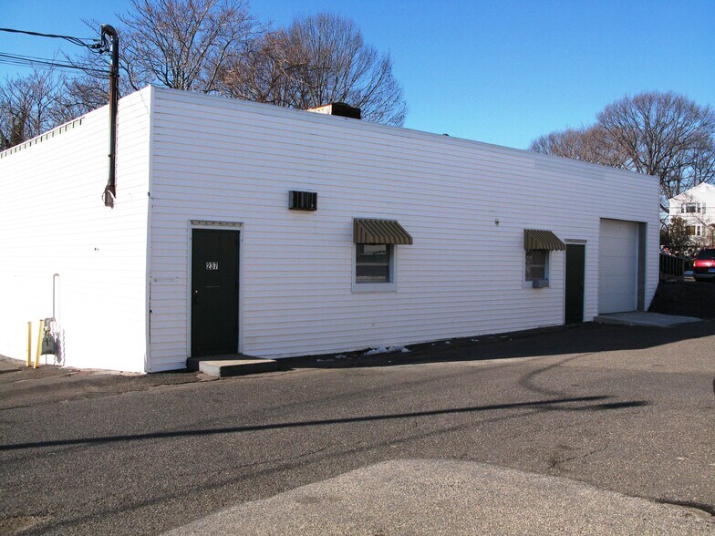 More Photos Of 231-265 Asylum St, Bridgeport Warehouse For Lease