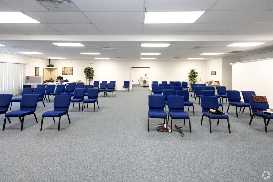 More Photos Of 2897-2919 New Brooklyn Erial Rd, Sicklerville Freestanding For Sale