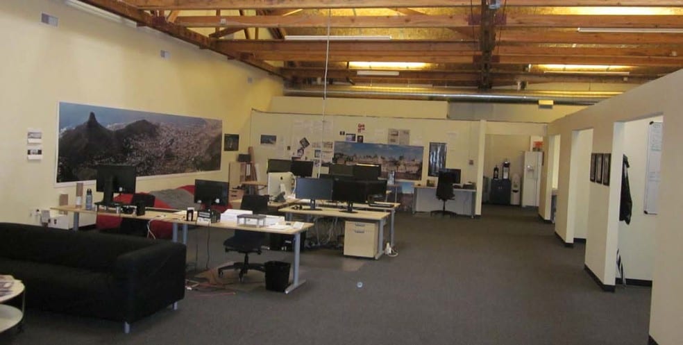 More Photos Of 2200 NW Savier St, Portland Flex For Lease