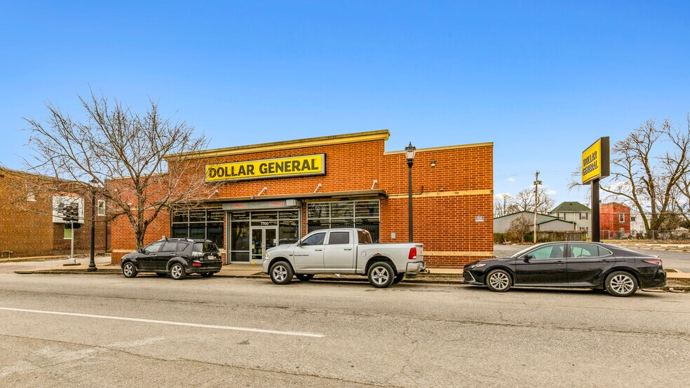 More Photos Of 7700 S Broadway, Saint Louis Freestanding For Sale