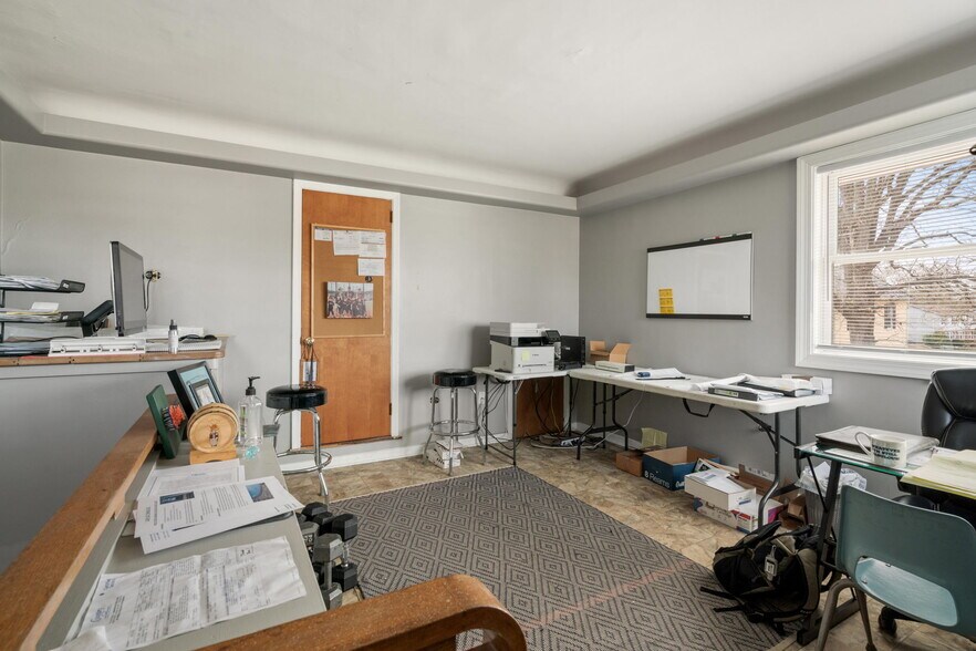 More Photos Of 101 E Marshall St, Remington Storefront Retail Office For Sale