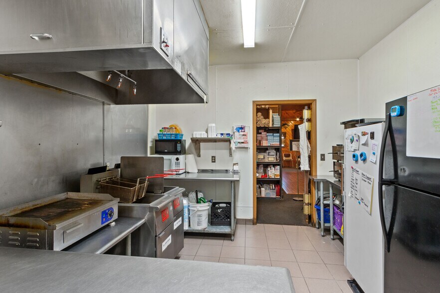 More Photos Of 784 State Highway 73 S, Nekoosa Restaurant For Sale