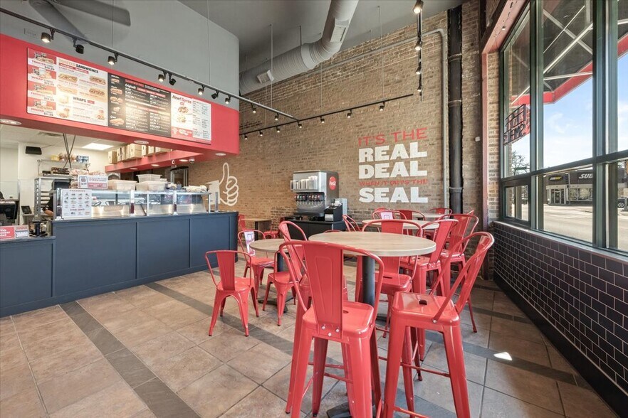 More Photos Of 7321 Madison St, Forest Park Restaurant For Sale