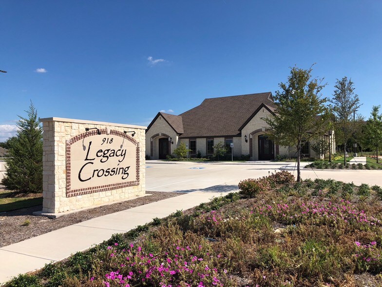 More Photos Of 918 E Pleasant Run Rd, Cedar Hill Medical For Lease