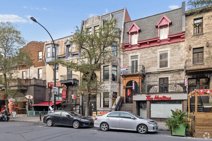 More Photos Of 1605-1609 Rue Saint-Denis, Montréal Storefront Retail Office For Lease
