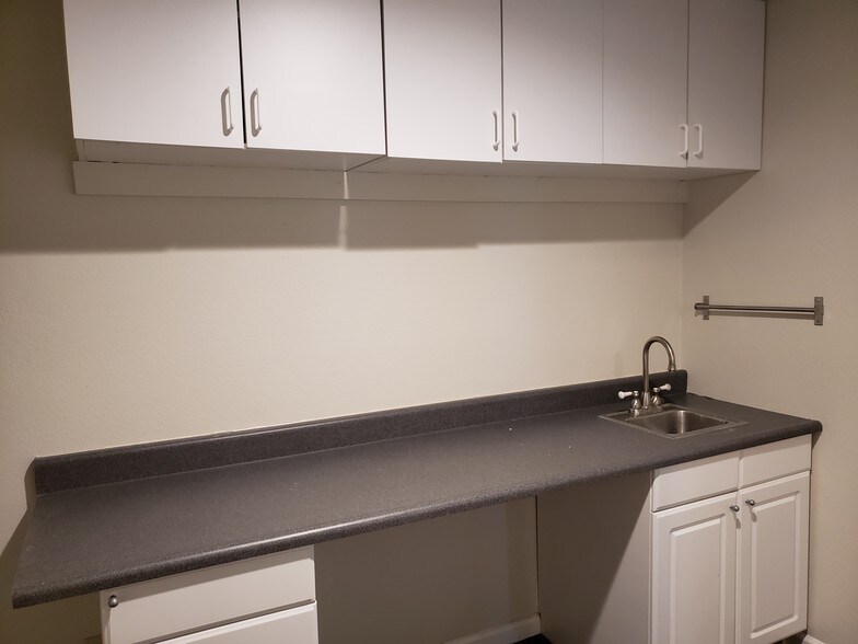 More Photos Of 1090 Adams St, Benicia Loft Creative Space For Lease