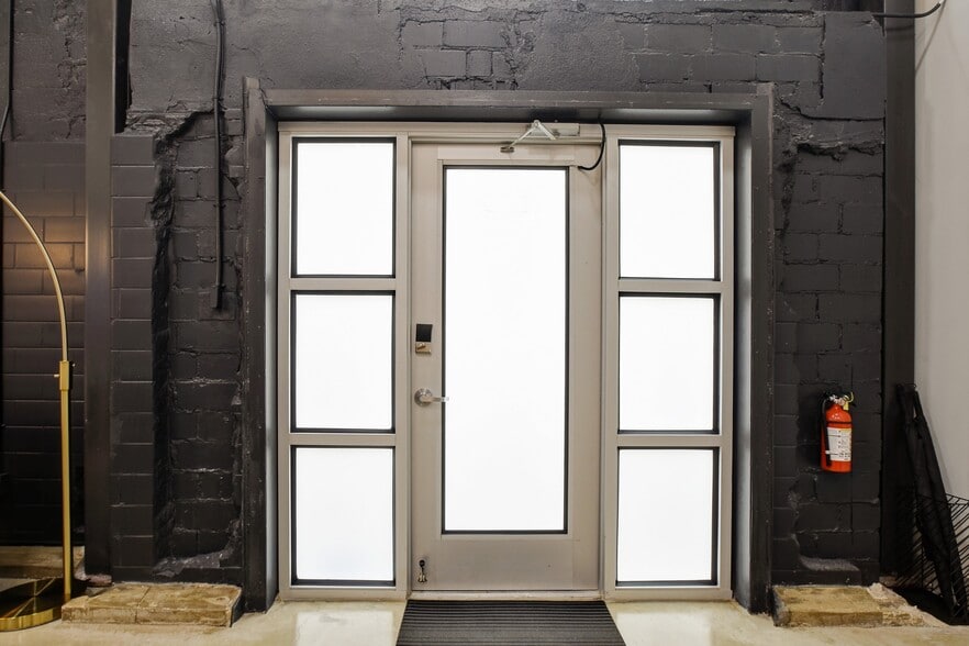 More Photos Of 215 Coca Cola Pl, San Antonio Apartments For Lease