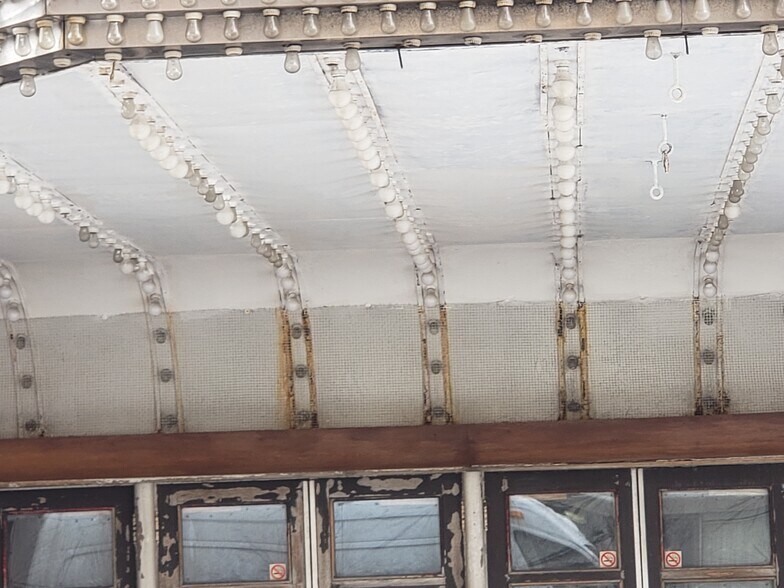 More Photos Of 721 E State St, Rockford, Rockford Apartments For Sale