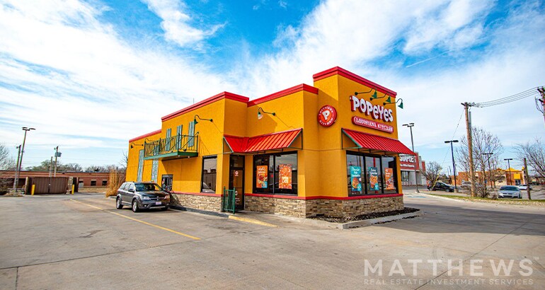 Primary Photo Of 2200 N 14th St, Ponca City Fast Food For Sale