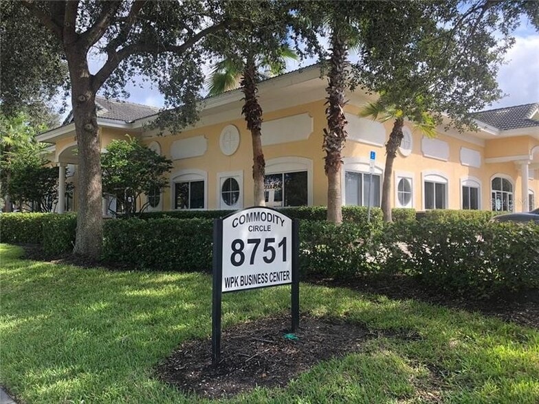 More Photos Of 8751 Commodity Cir, Orlando Medical For Lease