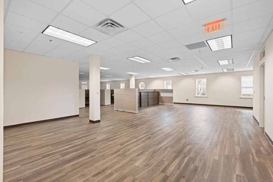 More Photos Of 112 Long Hollow Pike, Goodlettsville Office For Lease
