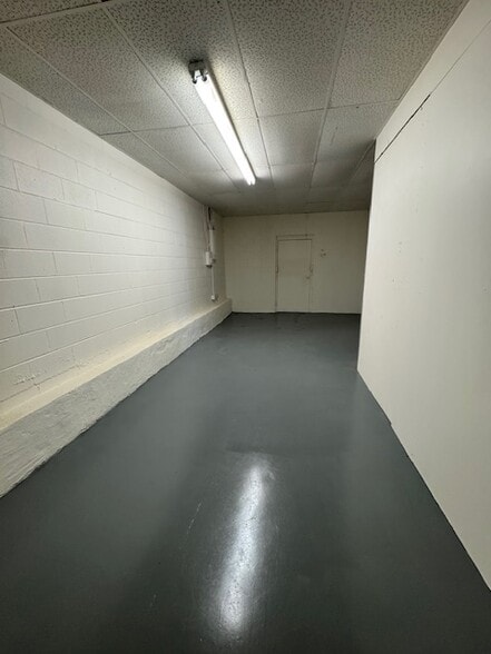 More Photos Of 329-339 Us-123-byp, Seneca Unknown For Lease