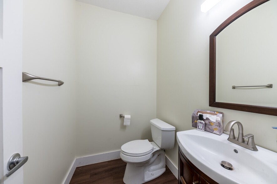 More Photos Of 145 School Rd, Mount Morris Office For Sale