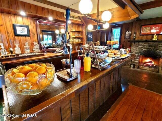 More Photos Of 2735 PA-390, Canadensis Hospitality For Sale