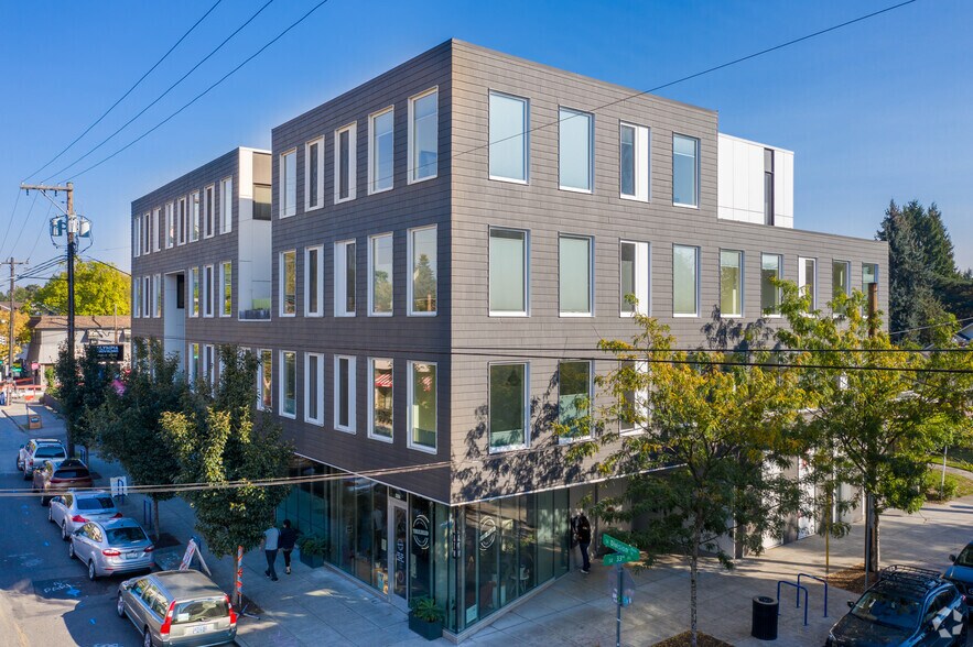 More Photos Of 3330 SE Division St, Portland Apartments For Lease