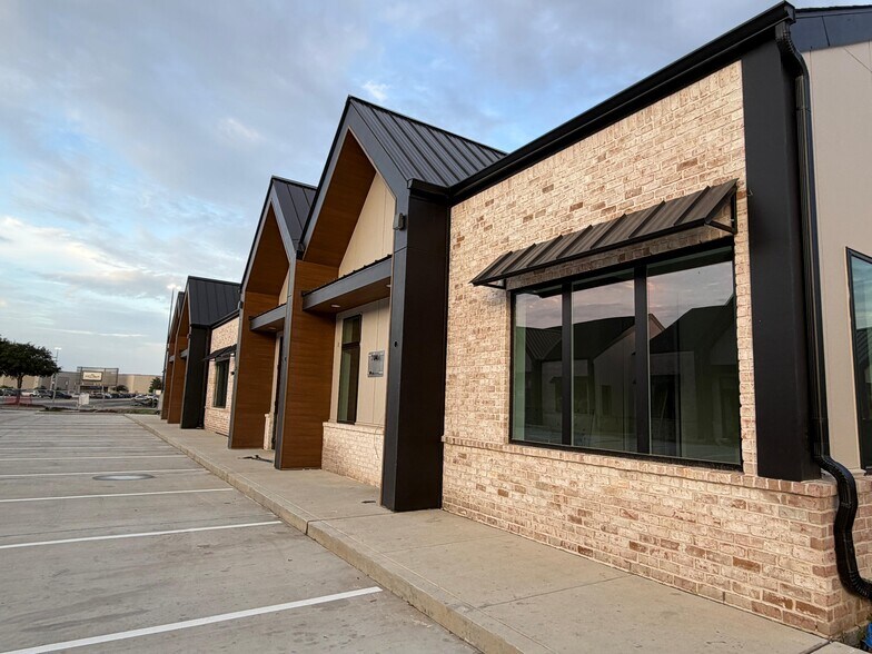 More Photos Of 5251 Katy Mills Cir, Katy Medical For Lease
