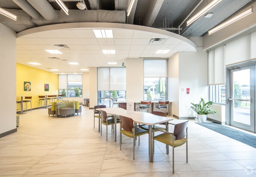 More Photos Of 6031 Connection Dr, Irving Office For Lease