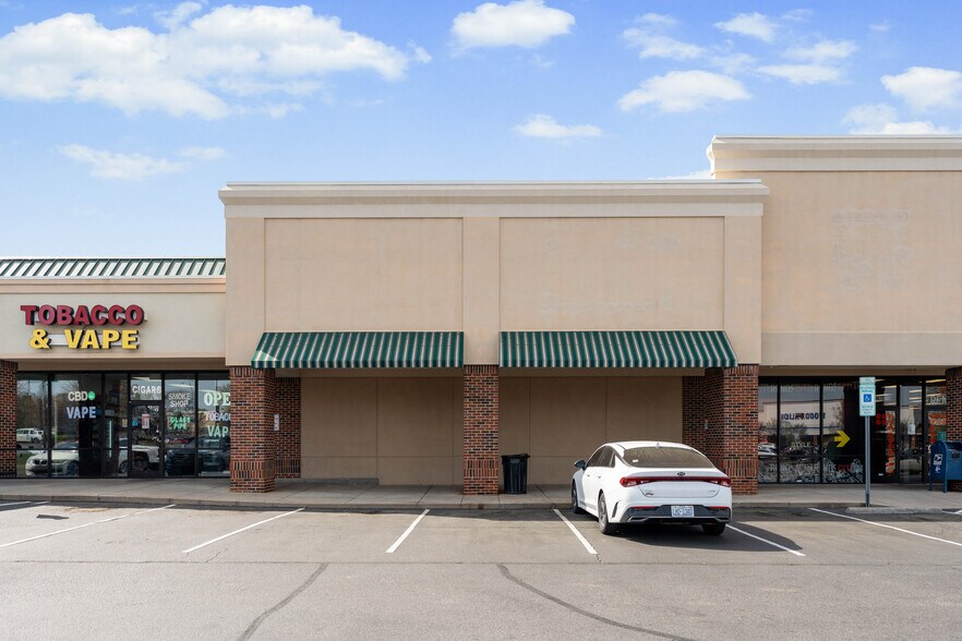 More Photos Of 1837 E Broad St, Statesville Unknown For Lease