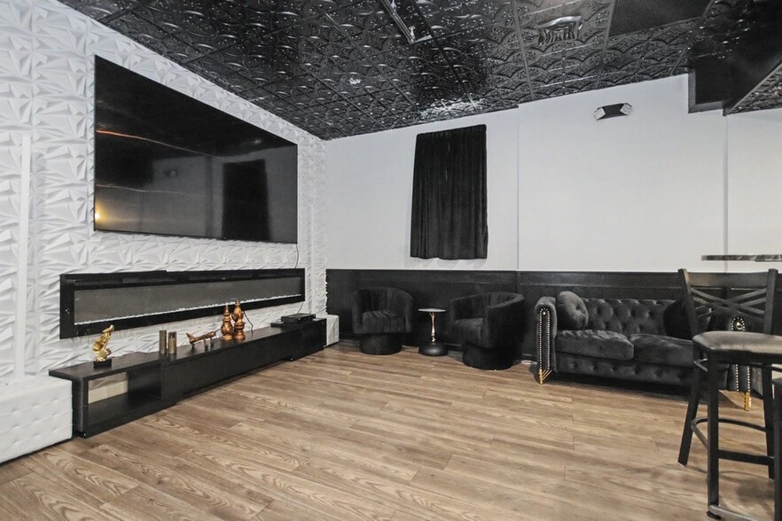 More Photos Of 907-911 South St, Peekskill Storefront Retail Office For Sale
