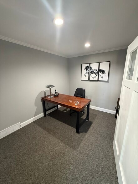 More Photos Of 205 S 3rd St, Watertown Storefront Retail Residential For Sale