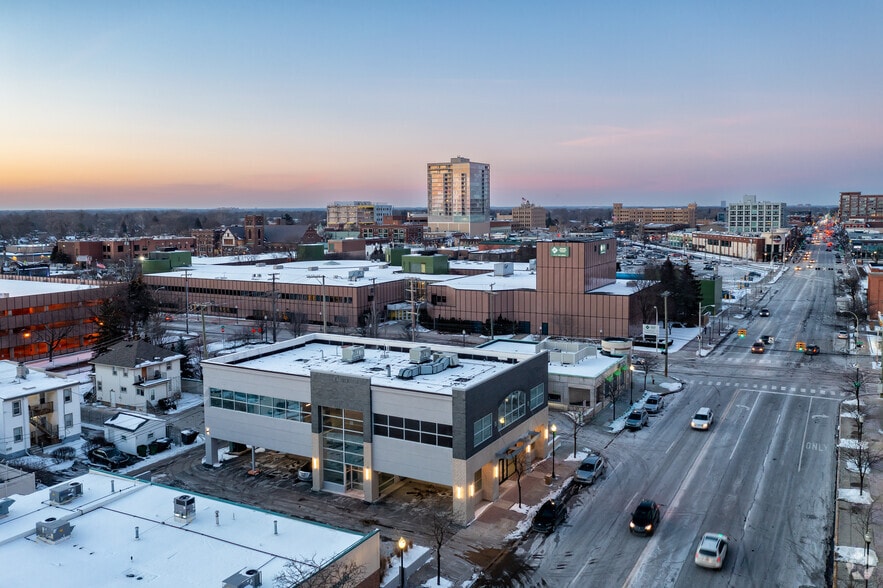 More Photos Of 812 S Main St, Royal Oak Loft Creative Space For Lease