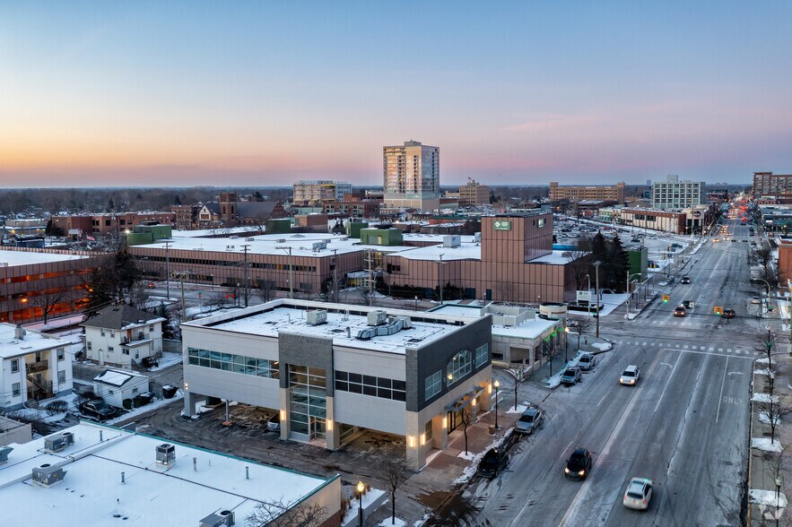 More Photos Of 812 S Main St, Royal Oak Loft Creative Space For Lease