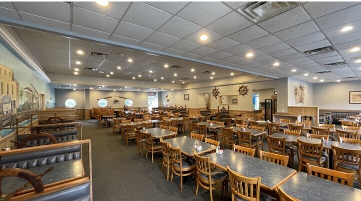 More Photos Of 2006 S Sterling St, Morganton Freestanding For Lease