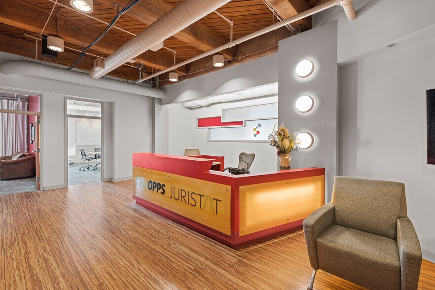 More Photos Of 1001 Washington Ave, Saint Louis Office For Lease