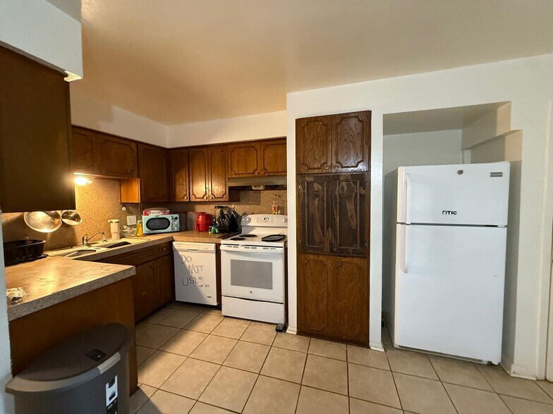 More Photos Of 6109 Fondren Rd, Houston Apartments For Sale