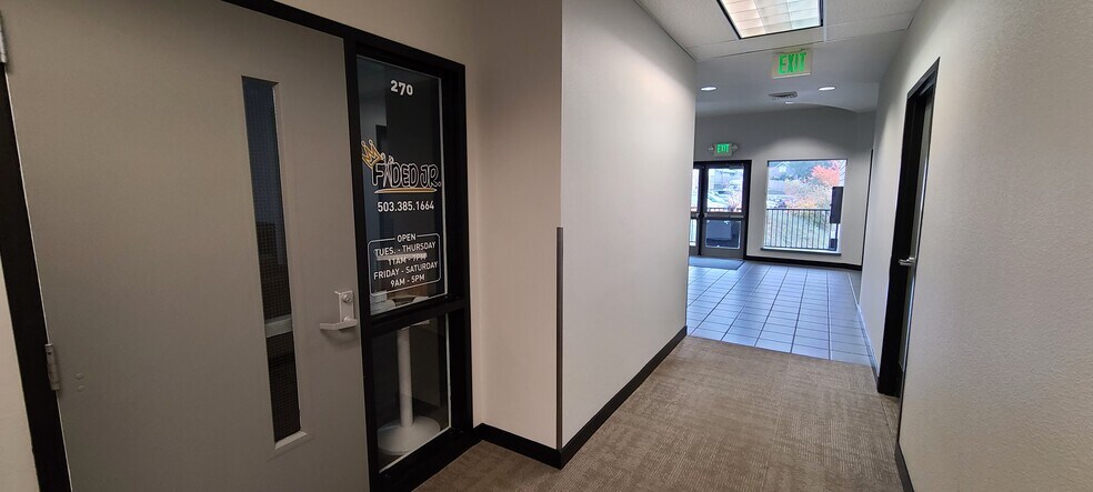 More Photos Of 675 Orchard Heights Rd, Salem Medical For Sale