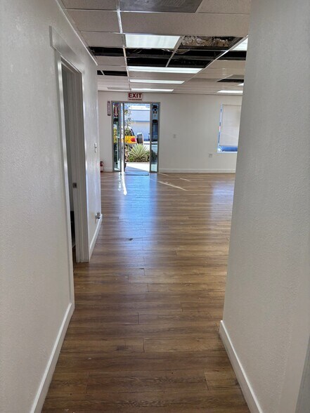 More Photos Of 515-521 W Ramsey St, Banning Storefront Retail Office For Lease