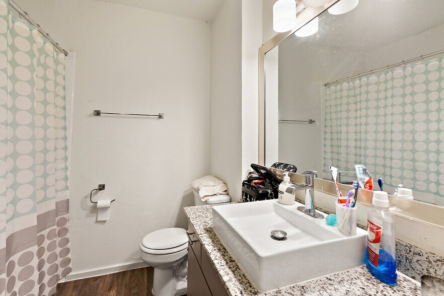 More Photos Of , Austin Multifamily For Sale