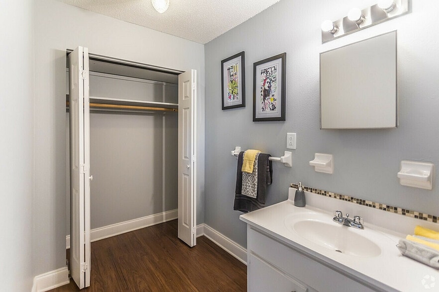 More Photos Of 750 Adams Ave, Memphis Apartments For Sale