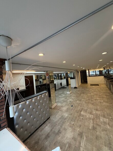 More Photos Of 7508 Metropolitan Ave, Middle Village Storefront Retail Residential For Lease