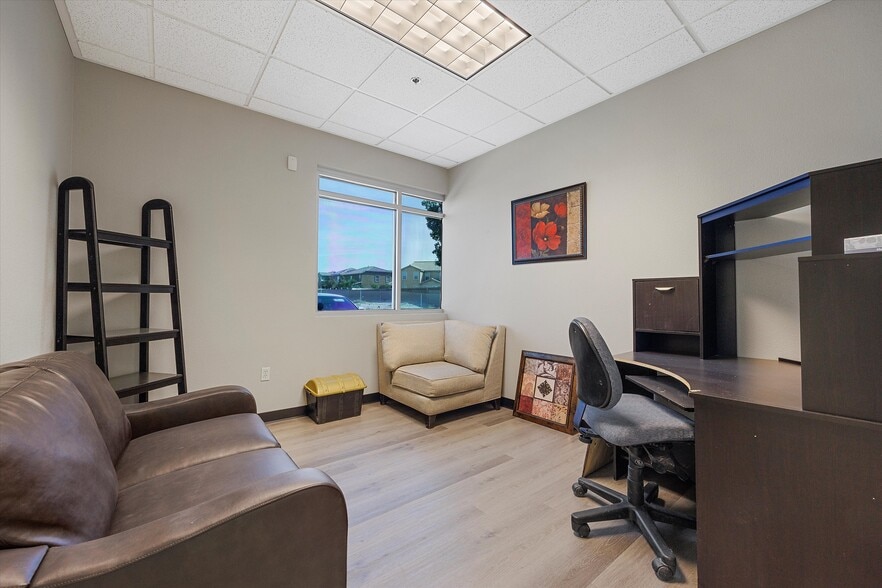 More Photos Of 4130 N Martin Luther King Blvd, North Las Vegas Office For Sale
