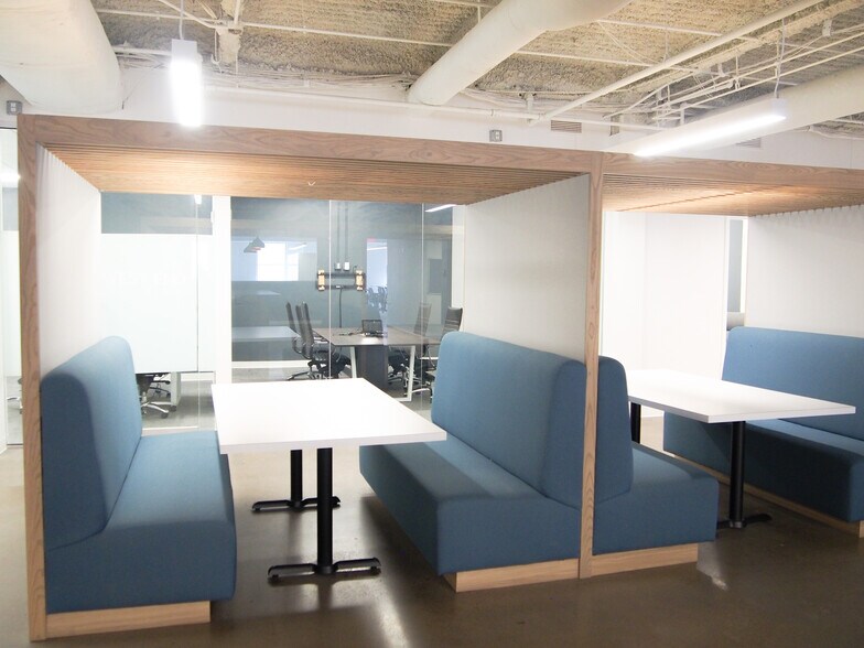 More Photos Of 159 4th Ave N, Nashville Office For Lease