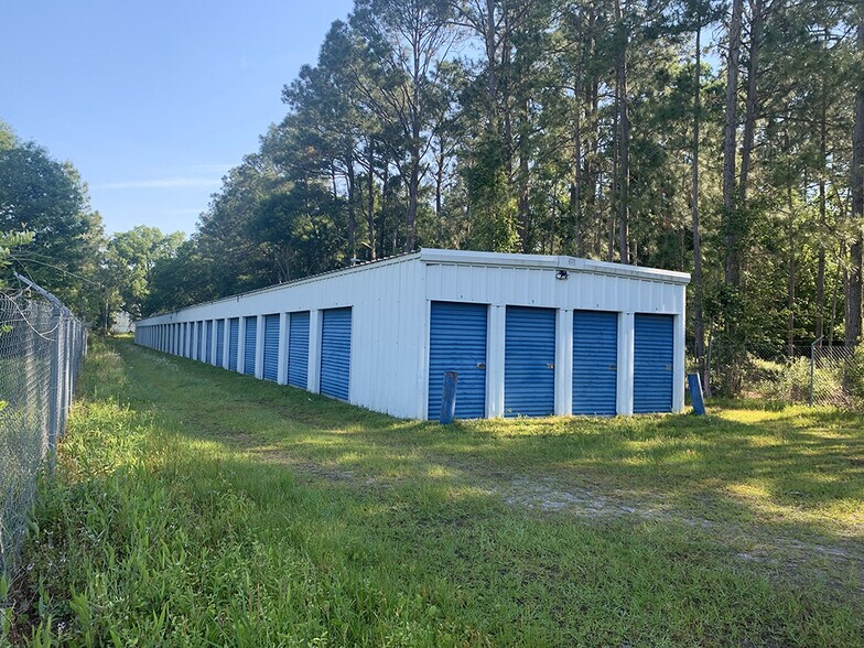 More Photos Of 1201 W 12th St, Alma Self Storage For Sale