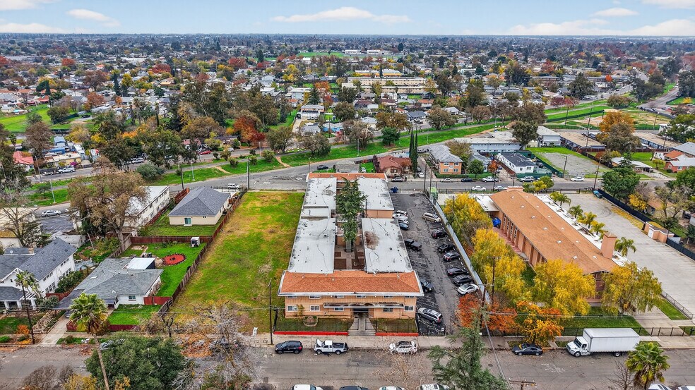 More Photos Of 618-631 Plaza Ave, Sacramento Apartments For Sale