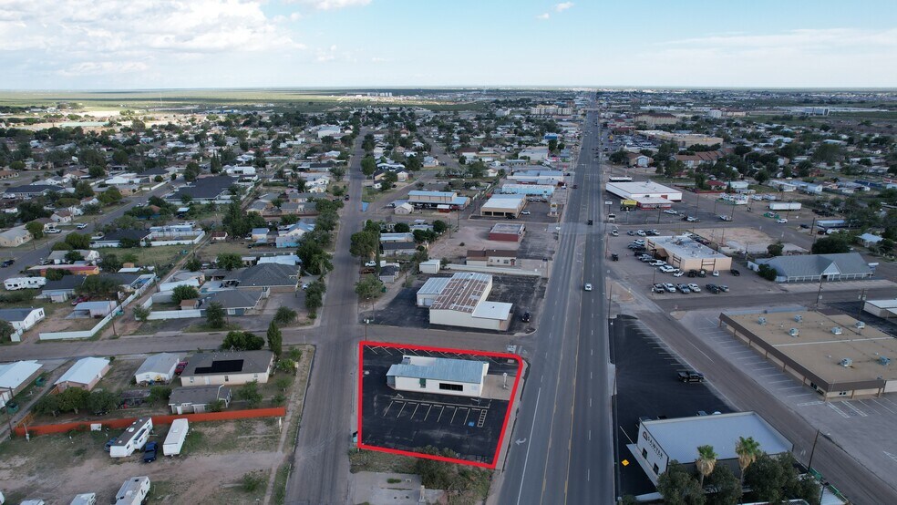 More Photos Of 810 S Stockton Ave, Monahans General Retail For Lease