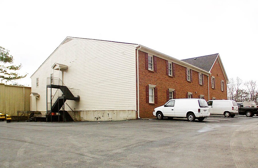 More Photos Of 2227 Idlewood Rd, Tucker Medical For Lease