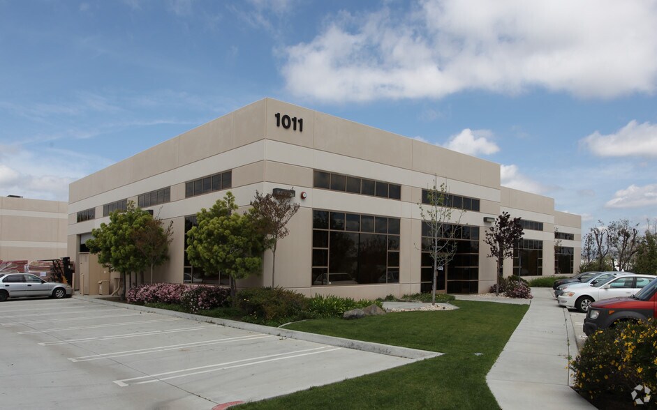 Primary Photo Of 1011 S Andreasen Dr, Escondido Research And Development For Lease