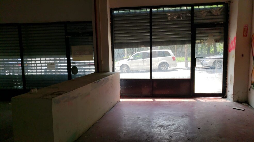 More Photos Of 950 Woodycrest Ave, Bronx Apartments For Lease