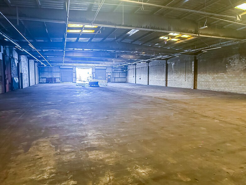 More Photos Of 4601 S Soto St, Vernon Warehouse For Lease