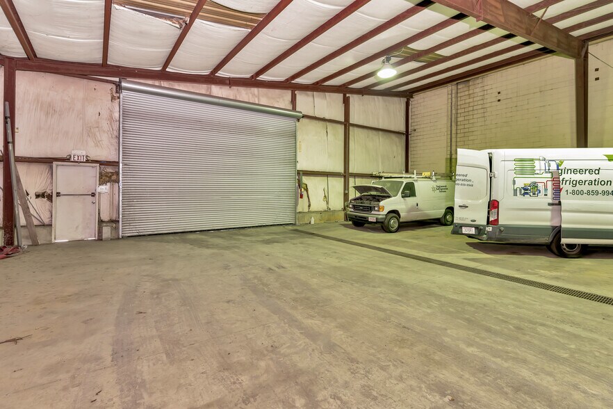 More Photos Of 2555 Cannon Ave, Chattanooga Manufacturing For Lease