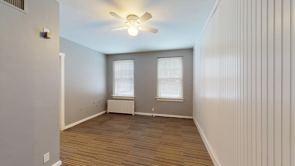 More Photos Of 7905 Big Bend Blvd, Webster Groves Office For Lease