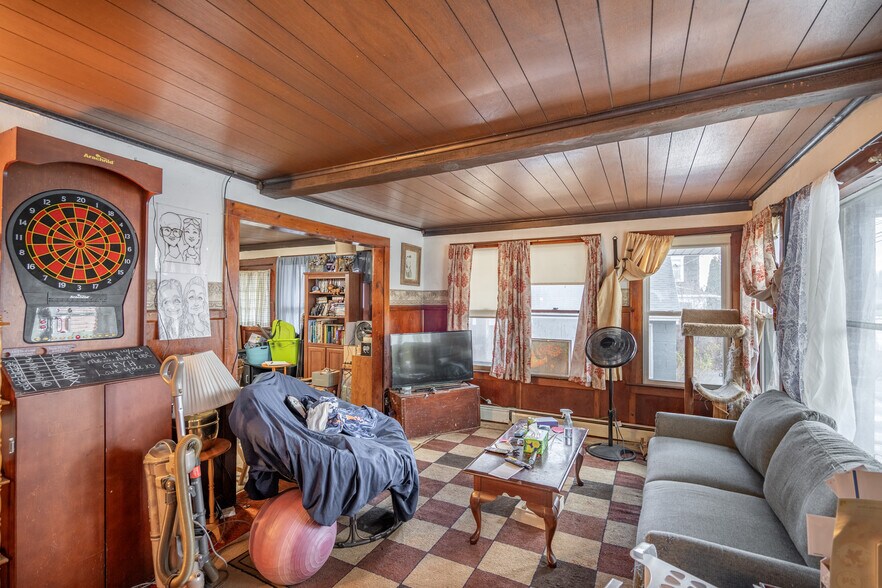 More Photos Of 447-449 NY-31, Bridgeport Apartments For Sale