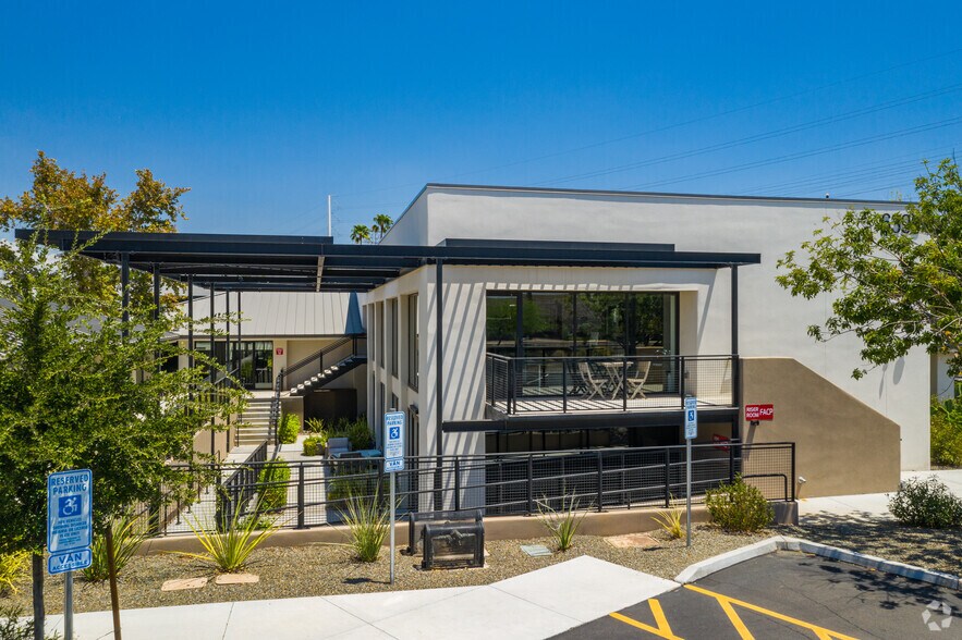 More Photos Of 6320 E Thomas Rd, Scottsdale Unknown For Lease